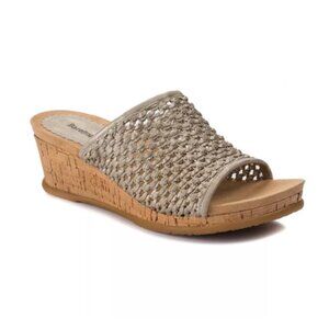 Baretraps Flossey Wedge Sandals Champagne Woven Comfort - Size 10W